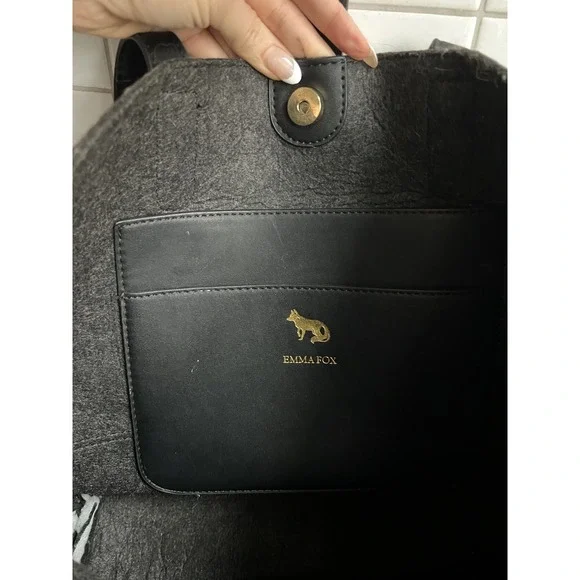 Emma Fox Caspian Shoulder Bag Tote Large Felt Sherpa Gray Cream Purse Trendy - Picture 9 of 9